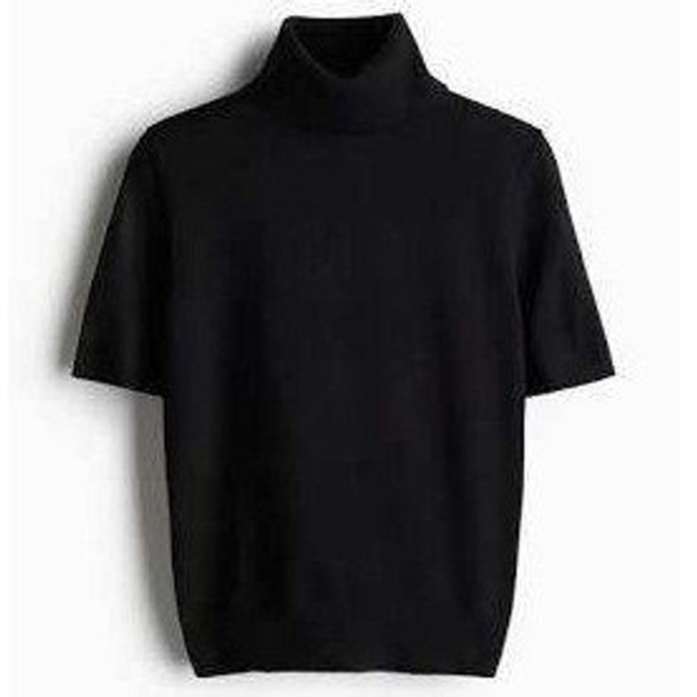 HM Divided Turtleneck Sweater Womens Medium Black Short Sleeve Fine Knit Top